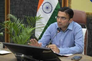 डीएम सविन बंसल की पहल से सुधरेगी देहरादून की सड़क व्यवस्था